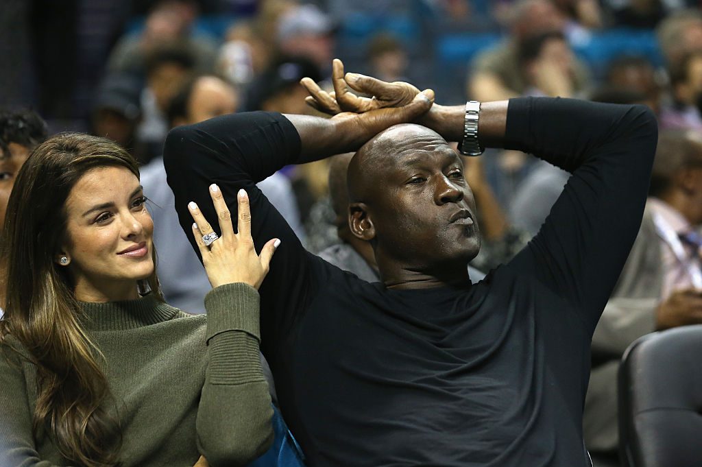 Michael-Jordan-and-wife-Yvette-1024x681