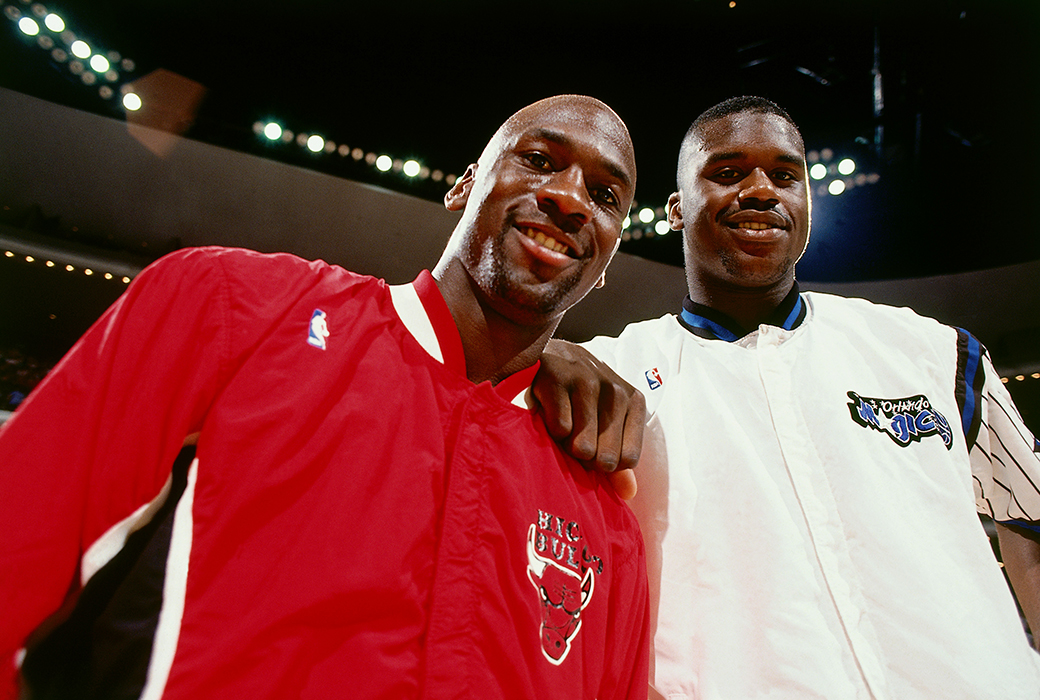 ORLANDO, FL - 1993: Shaquille O'Neal #32 of the Orlando Magic poses with Michael Jordan #23 of the Chicago Bulls prior to playing an NBA game circ 1993 at the TD WAterhouse Centre in Orlando, Florida. NOTE TO USER: User expressly acknowledges and agrees that, by downloading and/or using this Photograph, user is consenting to the terms and conditions of the Getty Images License Agreement. Mandatory Copyright Notice: Copyright 1993 NBAE (Photo by Andrew D. Bernstein/NBAE via Getty Images)