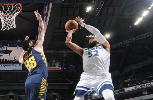 Towns空砍32+12+6,Edwards 27分,LeVert 18分,灰狼憾負溜馬(影)-黑特籃球-NBA新聞影音圖片分享社區