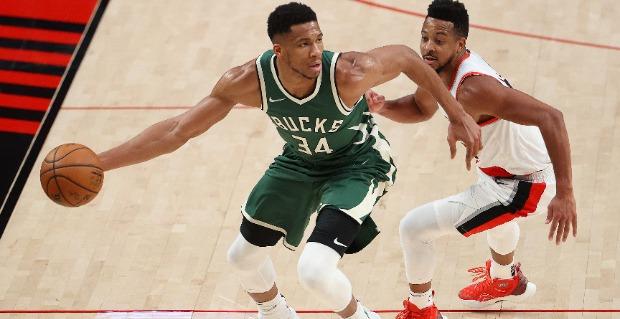 Ebene-Magazine-Bucks-vs.-Mavericks-Thursday-NBA-injury-report-odds-spread-Giannis-Antetokounmpo-doubtful-Kristaps-Porzingis-will-play-in-back-to-back-en