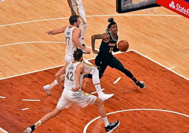 Valanciunas19分+15，Doncic 29+9+1.8秒壓哨拋投三分絕殺，獨行俠1分險勝灰熊（影）-黑特籃球-NBA新聞影音圖片分享社區