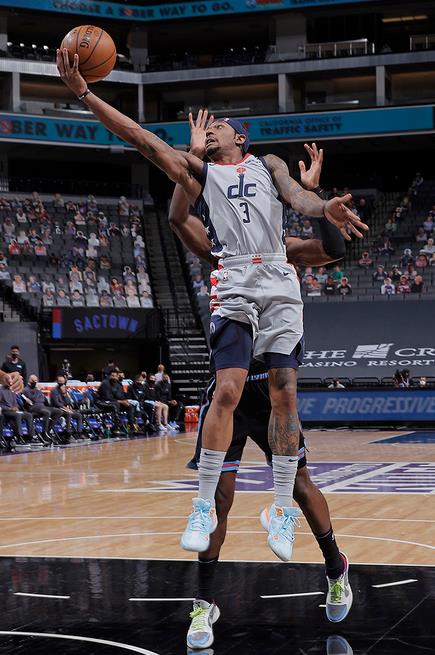Westbrook連續6場大三元，Beal 31分，Fox 33分，巫師送國王8連敗！（影）-黑特籃球-NBA新聞影音圖片分享社區