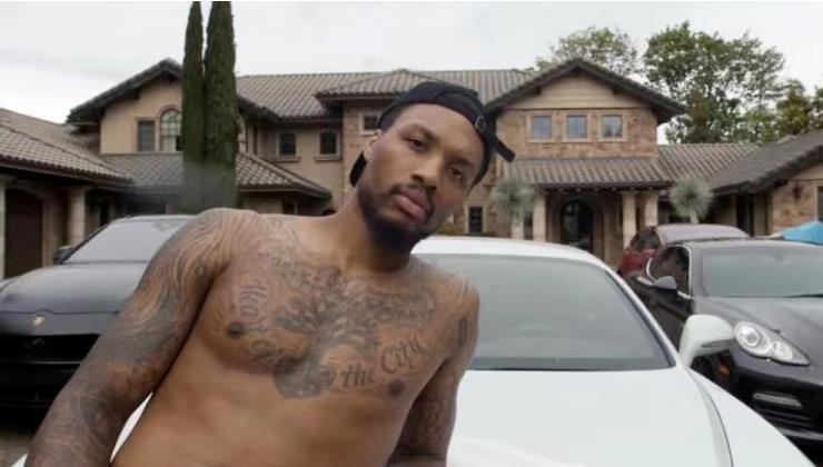 球迷喊話Lillard:我需要你們贏下至少42場,不然我的房子就沒有了!小李回應:包我身上-黑特籃球-NBA新聞影音圖片分享社區