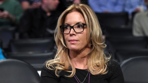 jeanie-buss