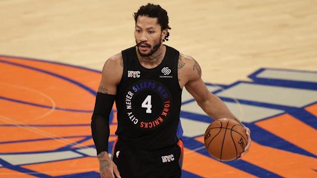Knicks' Derrick Rose rises to occasion late in win over Pelicans