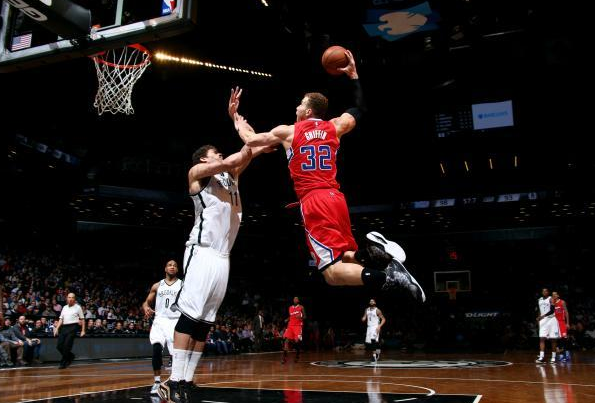 盤點NBA那些打球最傷身體的5大球星!戰神全身30處傷,Wade沒進NBA就少一對半月板,Rose最可惜-黑特籃球-NBA新聞影音圖片分享社區