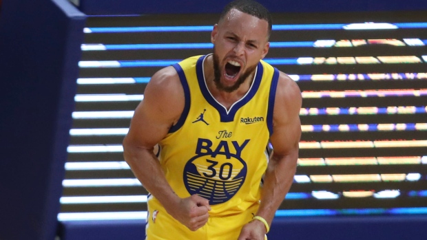 Stephen Curry, Draymond Green lead Golden State Warriors past Denver  Nuggets - TSN.ca