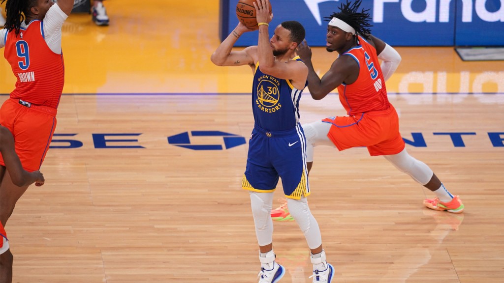三節11顆三分,是否想要超越湯神紀錄?Curry:想過這件事,看到比分就放棄了…-黑特籃球-NBA新聞影音圖片分享社區