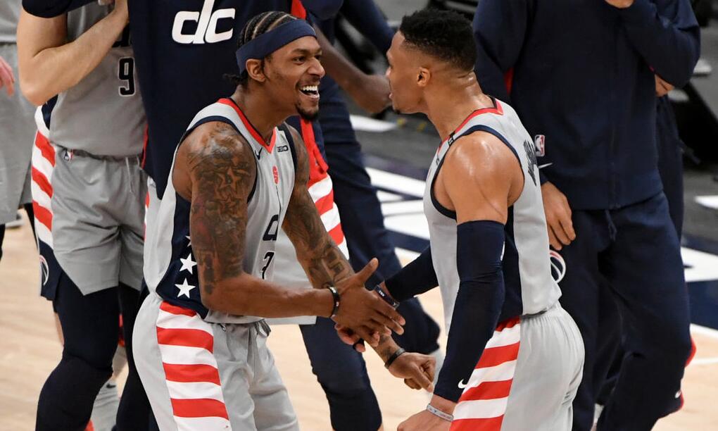 竹籃打水一場空!巫師官方宣佈Beal因傷缺陣,剩餘比賽出戰成疑,Curry得分王穩了?-黑特籃球-NBA新聞影音圖片分享社區