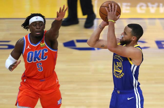 Curry效率值爆表!表現不輸全票當選賽季,場均29.8分打爆聯盟前五防守!-黑特籃球-NBA新聞影音圖片分享社區