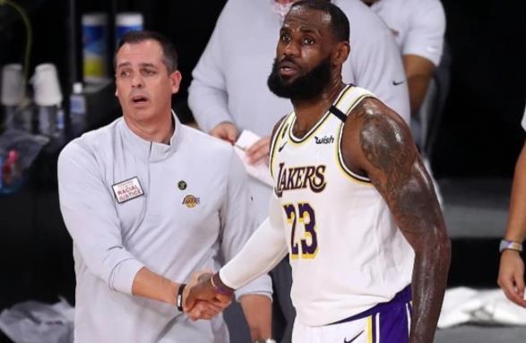 終究還是妥協了！沃格爾親自表態：湖人進入西區前六已經不太可能…-黑特籃球-NBA新聞影音圖片分享社區