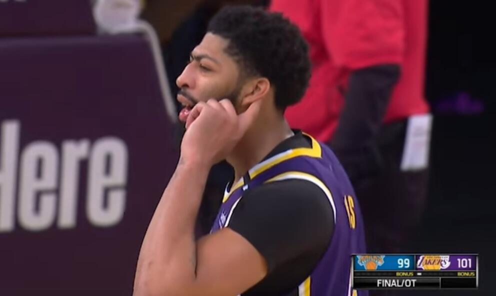 【影片】贏球就是如此霸氣!詹眉聯手隔空挑釁尼克鐵粉斯派克-李,火藥味太濃恩怨誕生!-黑特籃球-NBA新聞影音圖片分享社區