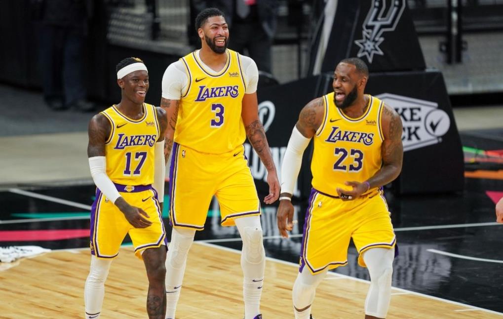 湖人好消息!詹皇聯手Schroder復出,一眉哥傷情也無礙,衛冕冠軍全力備戰季後賽!-黑特籃球-NBA新聞影音圖片分享社區