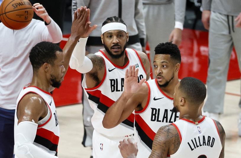 狂野西區最新排名!爵士不怕黑八,5到7名亂成一團,湖人進退兩難!-黑特籃球-NBA新聞影音圖片分享社區