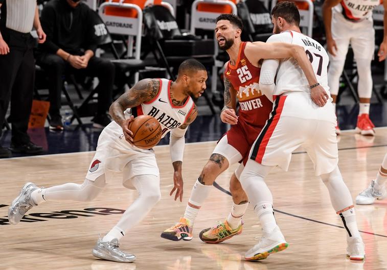 金塊1-1拓荒者 | Jokic轟38+8+5，Lillard 42分難救主，金塊復仇拓荒者！（影）-黑特籃球-NBA新聞影音圖片分享社區