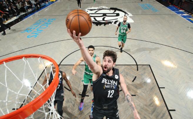 狂飆7顆三分！Joe Harris追平隊史傳奇，首節獨砍16分打花比賽，不愧是籃網第四巨頭！（影）-黑特籃球-NBA新聞影音圖片分享社區