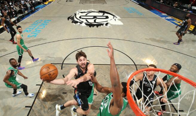 狂飆7顆三分！Joe Harris追平隊史傳奇，首節獨砍16分打花比賽，不愧是籃網第四巨頭！（影）-黑特籃球-NBA新聞影音圖片分享社區