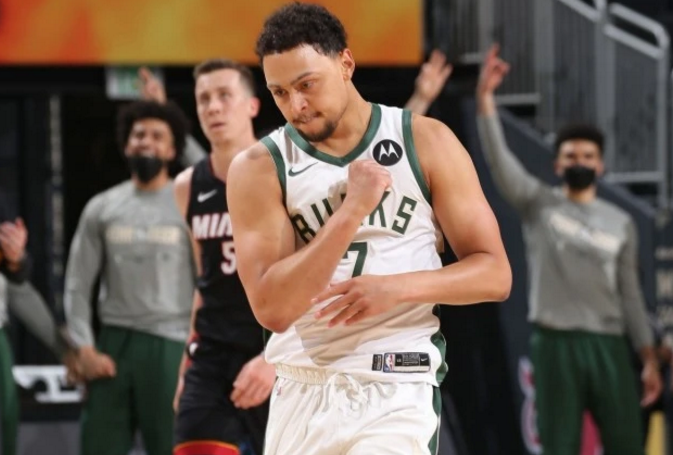 132分！全隊狂飆22顆三分！把季後賽打成了表演賽，籃網有危險了！-黑特籃球-NBA新聞影音圖片分享社區