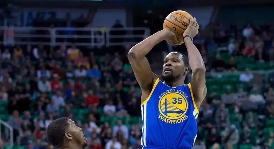 NBA單場50+次數誰最多?喬丹31次,詹姆斯12次,現役第一無疑是他!-黑特籃球-NBA新聞影音圖片分享社區