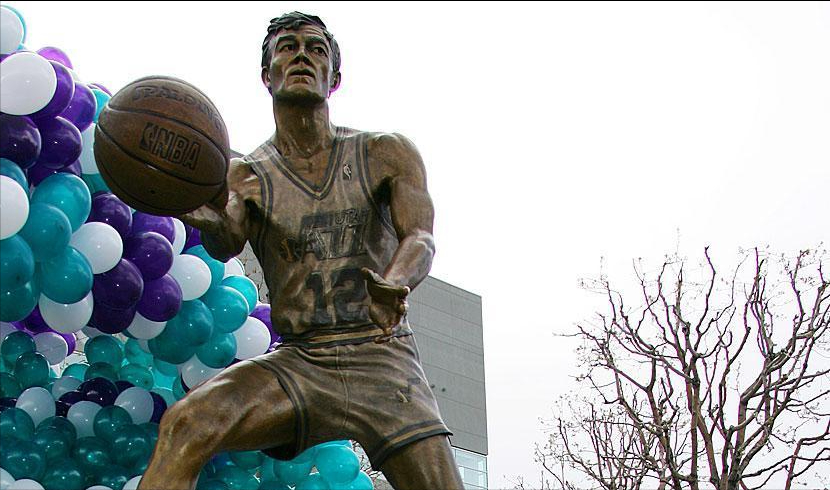 NBA球星雕像!歐肥的霸氣,Jordan的經典,Barkley的看完得哭暈在廁所-黑特籃球-NBA新聞影音圖片分享社區