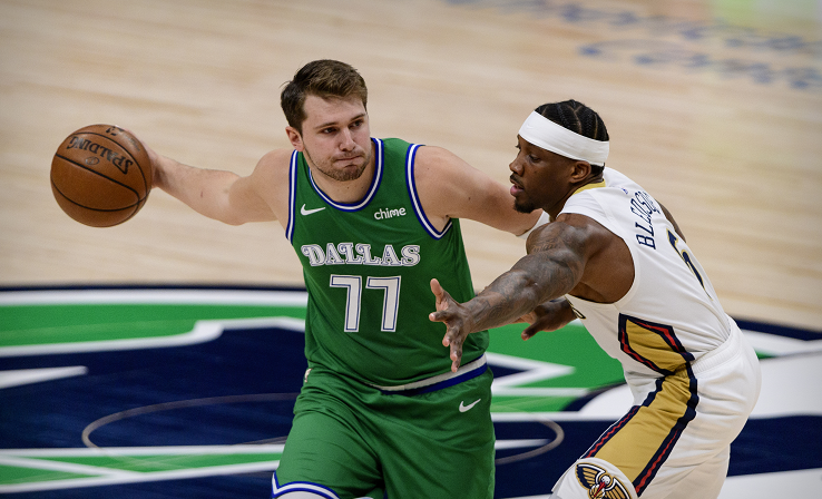 命懸一線!湖人直通季後賽條件太嚴峻,必須兩戰全勝+獨行俠或拓荒者全敗!-黑特籃球-NBA新聞影音圖片分享社區