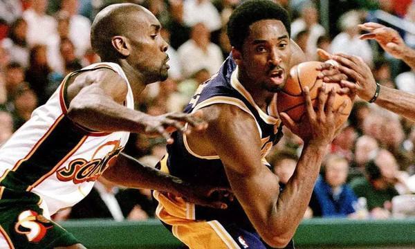 為名人堂儀式預熱！Payton追憶老大：Kobe剛進聯盟時太狂，很多老將不爽他！-黑特籃球-NBA新聞影音圖片分享社區