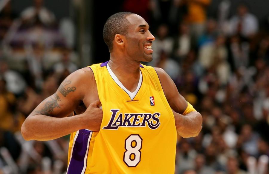 英雄惺惺相惜!Kobe本週將正式入選名人堂,詹姆斯發文祝賀:曼巴永垂不朽!-黑特籃球-NBA新聞影音圖片分享社區