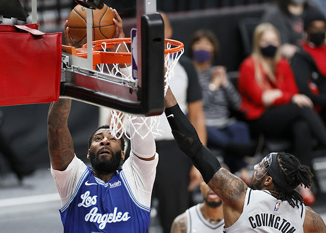 Lillard 38+7,一眉哥36+12,湖人惜敗拓荒者排名掉至第7(影)-黑特籃球-NBA新聞影音圖片分享社區