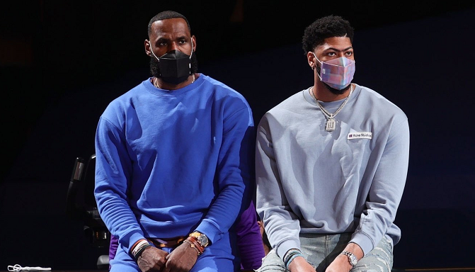 命懸一線!湖人直通季後賽條件太嚴峻,必須兩戰全勝+獨行俠或拓荒者全敗!-黑特籃球-NBA新聞影音圖片分享社區