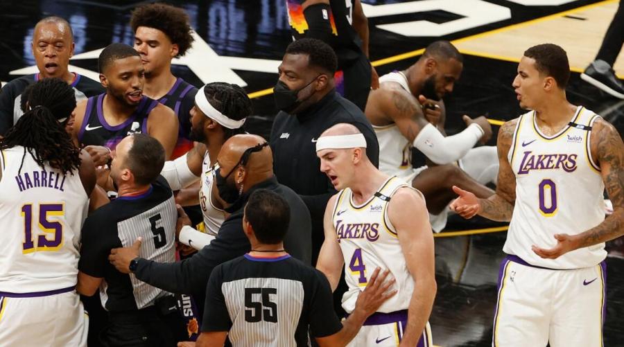 美媒建議湖人縮減Schroder上場時間！更應該重用禿曼巴，他是防守最好的後衛！-黑特籃球-NBA新聞影音圖片分享社區