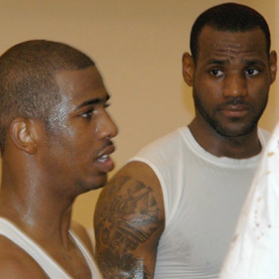 一生兄弟!James社媒曬照為36歲Paul慶生:愛你無限,CP3又稱控衛之神-黑特籃球-NBA新聞影音圖片分享社區