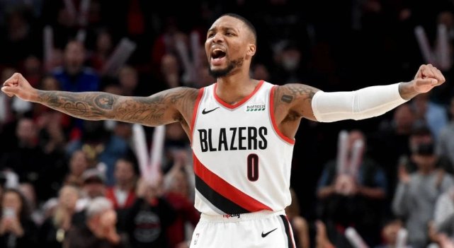 狂轟42+10仍帶不動全隊！Lillard飆9記三分+創4大紀錄：登場42分鐘累慘！（影）-黑特籃球-NBA新聞影音圖片分享社區