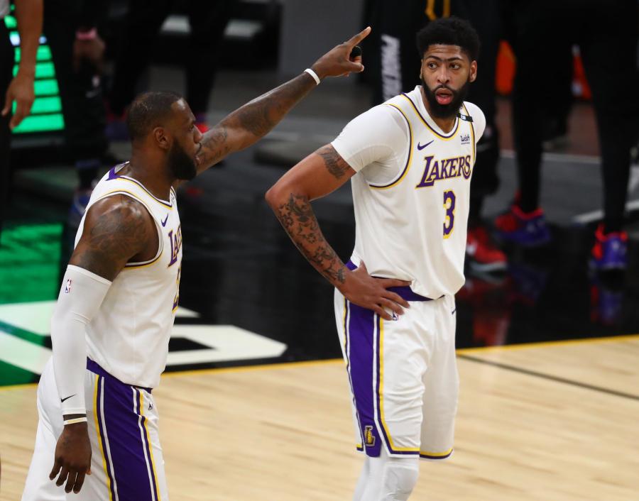 LeBron James expects Anthony Davis to bounce back after rough game vs. Suns