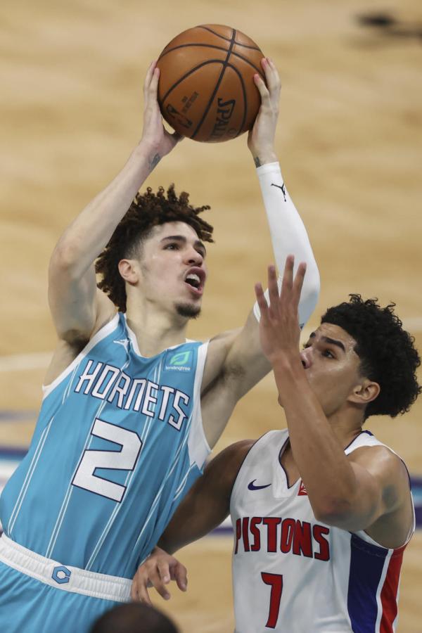 LaMelo Ball returns, helps Hornets beat Pistons 107-94