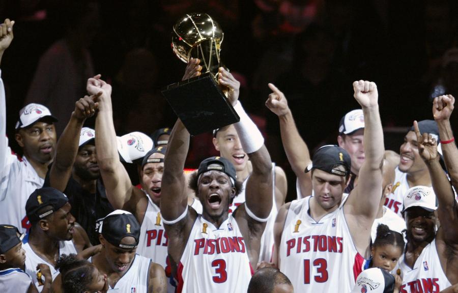 Ben Wallace Tosses Carmelo Anthony Under The Bus By Saying Pistons Wouldn't Have Won 2004 Title With Then Hyped Rookie - BroBible