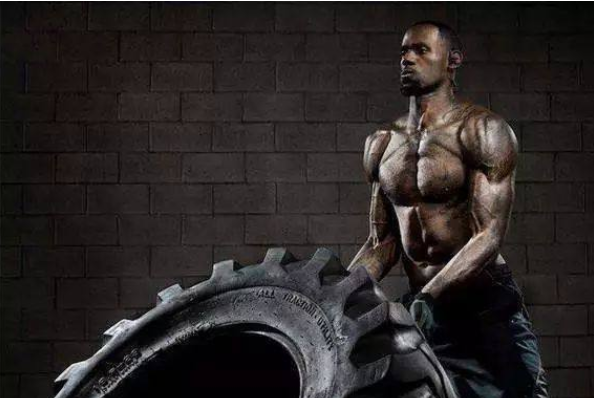 有一種肌肉叫做NBA球員的胸肌!詹姆斯如鋼鐵,Malone胸肌堪稱完美-黑特籃球-NBA新聞影音圖片分享社區