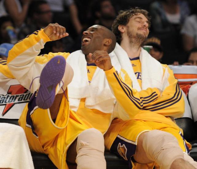 為名人堂儀式預熱！Payton追憶老大：Kobe剛進聯盟時太狂，很多老將不爽他！-黑特籃球-NBA新聞影音圖片分享社區