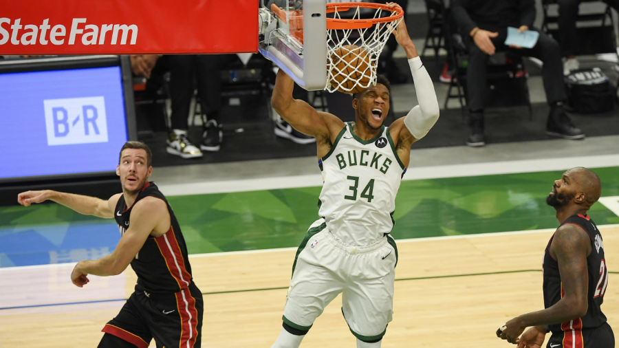 Bucks vs. Heat score: Live NBA playoff updates as Giannis Antetokounmpo, Milwaukee seek 2-0 lead vs. Miami - CBSSports.com