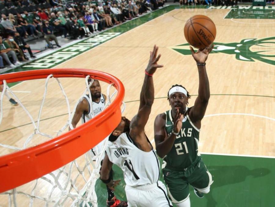 【影片】教科書一般的陀螺轉身上籃!假日哥拒絕籃網逆轉,11.1秒準絕殺立大功!-黑特籃球-NBA新聞影音圖片分享社區