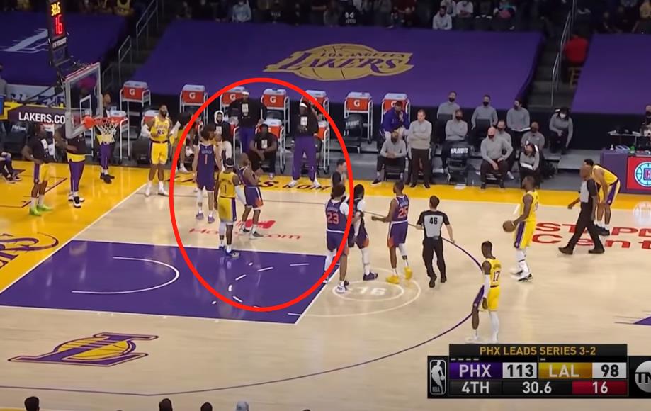 不留情面!Jae Crowder賽後繼續嘲諷詹姆斯:兔子拿槍可不好玩!-黑特籃球-NBA新聞影音圖片分享社區