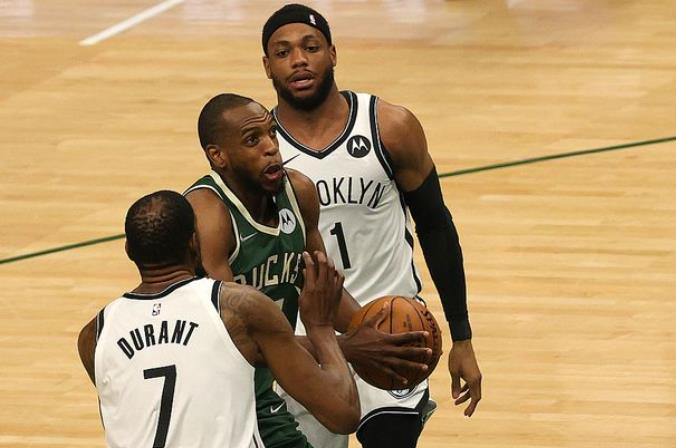 拒絕拉胯！Middleton狂砍35+15對飆杜蘭特，生死160秒轟8分奠勝局！（影）-黑特籃球-NBA新聞影音圖片分享社區