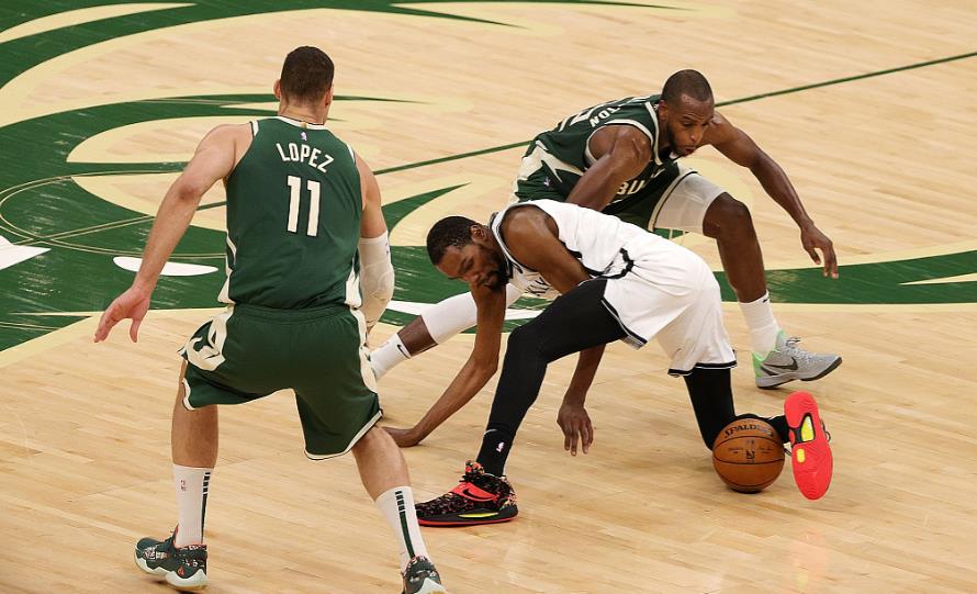 拒絕拉胯！Middleton狂砍35+15對飆杜蘭特，生死160秒轟8分奠勝局！（影）-黑特籃球-NBA新聞影音圖片分享社區