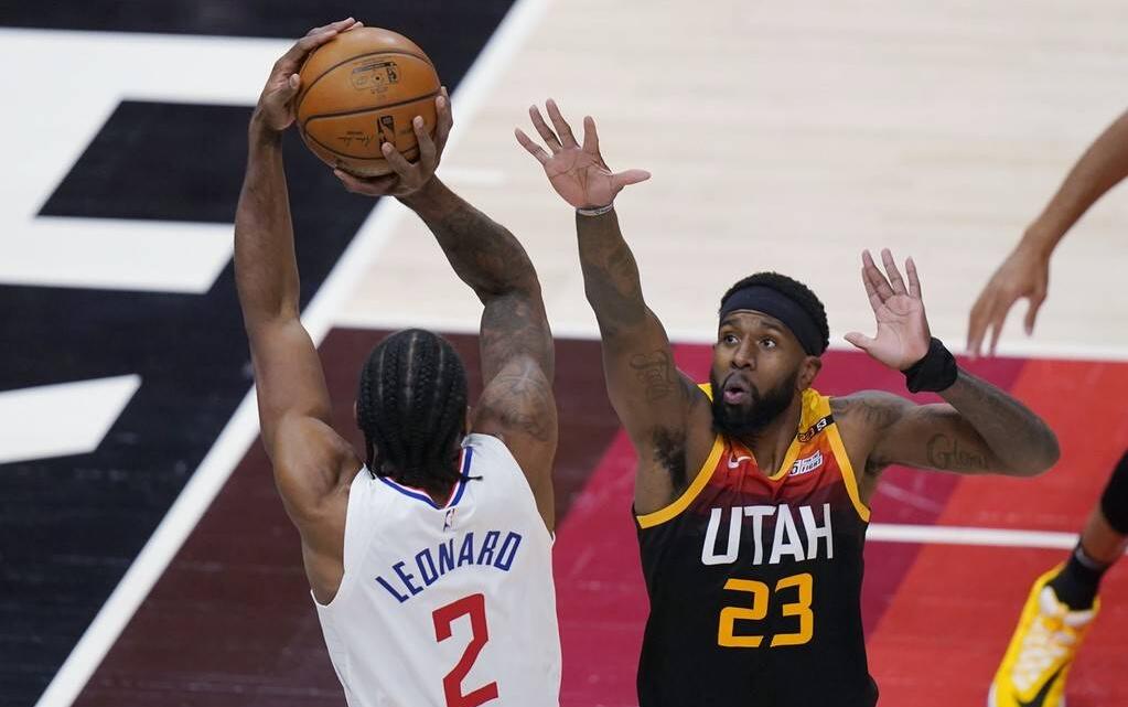 爵士2-0快艇 | 米球37分，Clarkson爆發轟24分，Leonard 21+5，爵士再勝快艇！（影）-黑特籃球-NBA新聞影音圖片分享社區