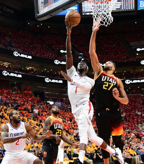 這就是DPOY！Gobert血帽摁翻Cousins，砍13+20還送3封蓋！（影）-黑特籃球-NBA新聞影音圖片分享社區