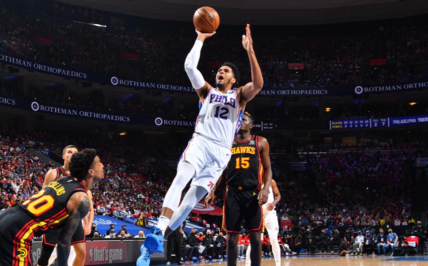 3.5億組合坑哭大帝!Harris頻繁打鐵24中8,Simmons籃下不敢出手全場僅5分!(影)-黑特籃球-NBA新聞影音圖片分享社區