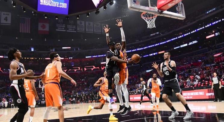 吉吉國王永遠的神！球隊關鍵戰Reggie再砍23分3助2抄截救主！-黑特籃球-NBA新聞影音圖片分享社區