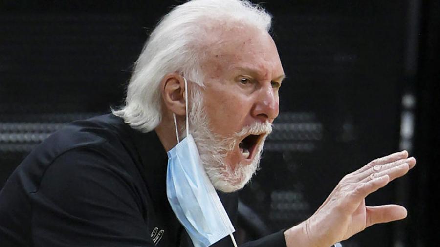 NBA: San Antonio Spurs coach Gregg Popovic notches 1300 wins