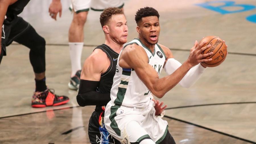 Blake Griffin posterizes Giannis Antetokounmpo!&quot;: NBA fans react to Nets star body-bagging the 2-time MVP as Brooklyn takes 24-point halftime lead in Game 2 | The SportsRush