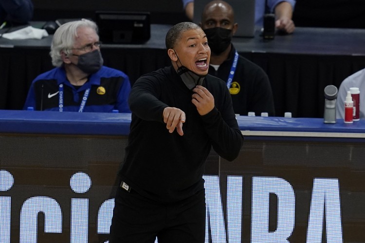 只打7分鐘又被棄用,朗多打的太難受!NBA名嘴怒斥:趕緊換下他!-黑特籃球-NBA新聞影音圖片分享社區