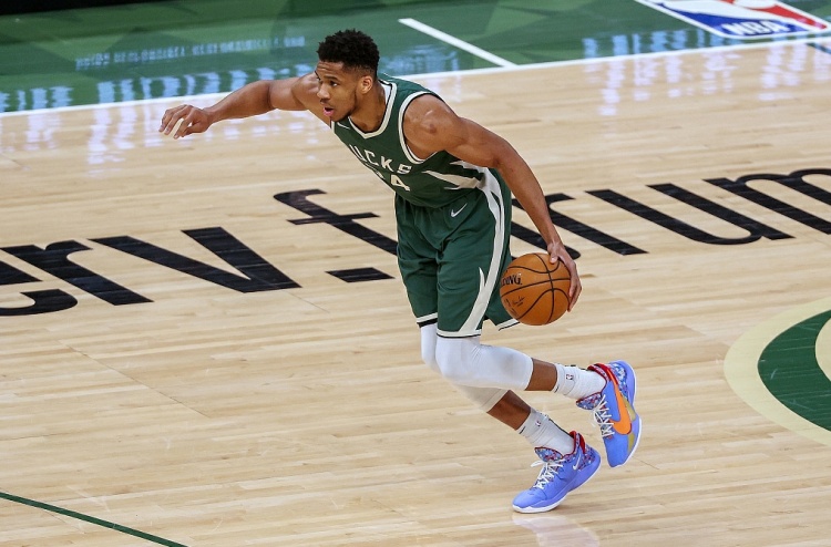 字母哥單個系列賽6次單場至少30分10板歷史第5位!-黑特籃球-NBA新聞影音圖片分享社區